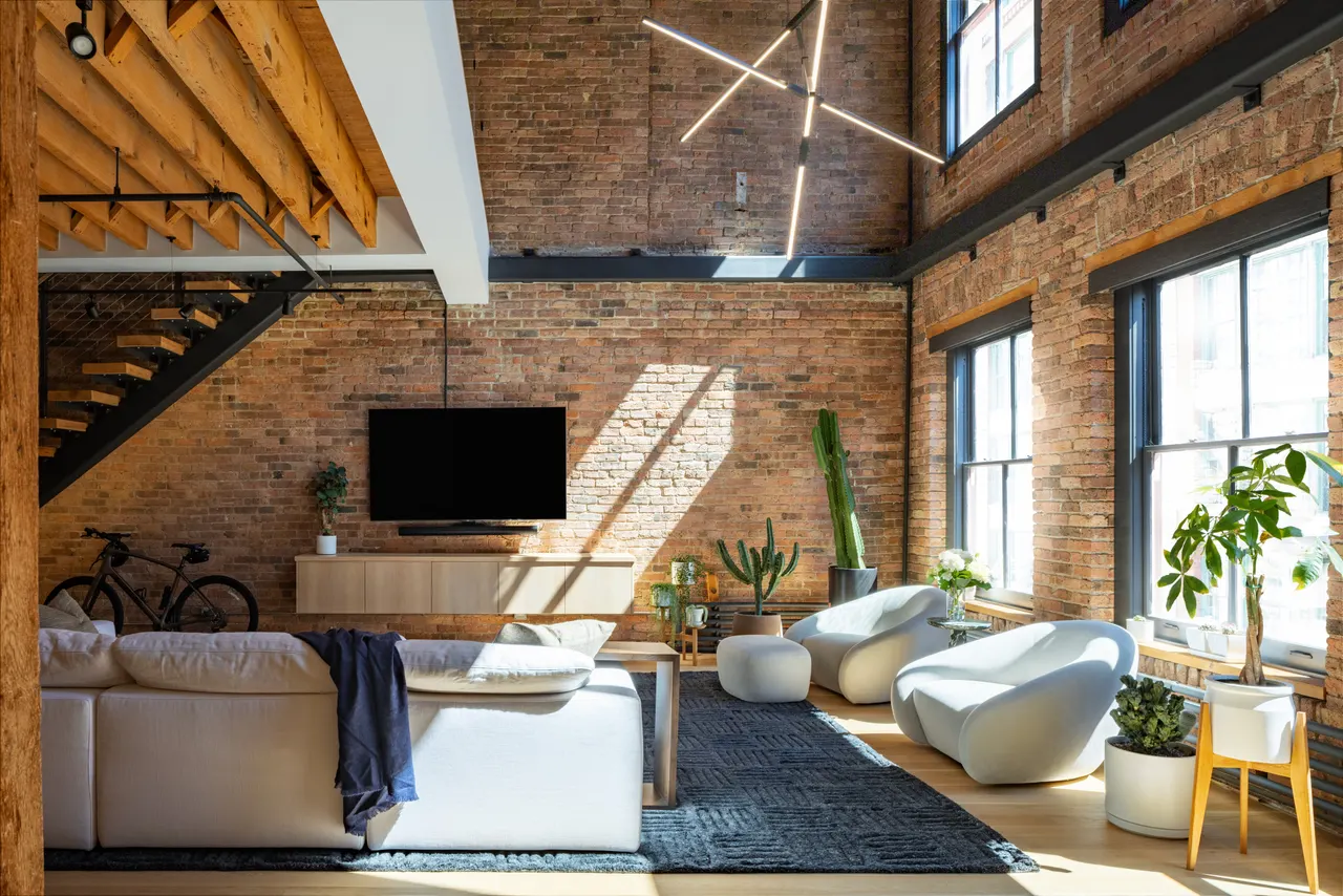 Dearborn Loft — photo 1